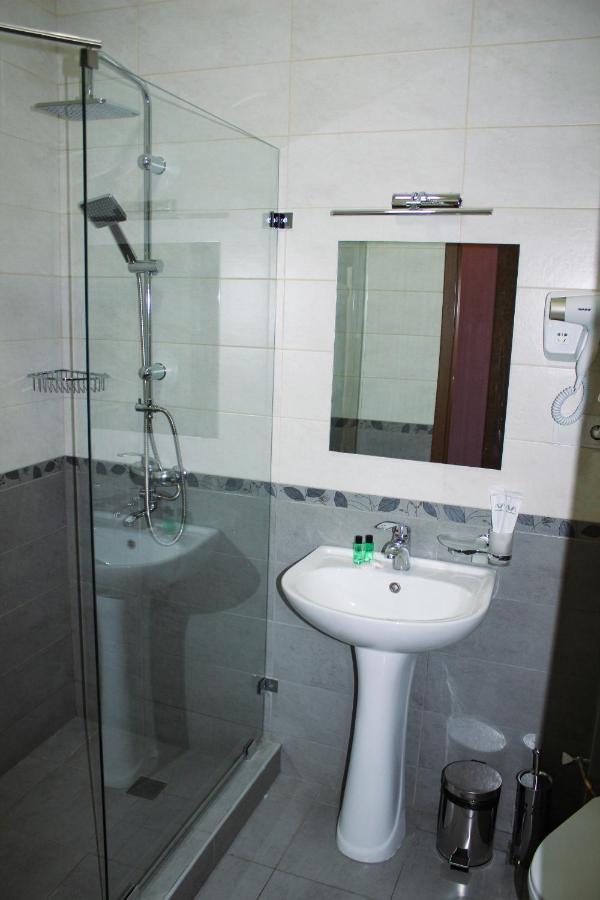 Legend Hotel Tbilisi Ngoại thất bức ảnh