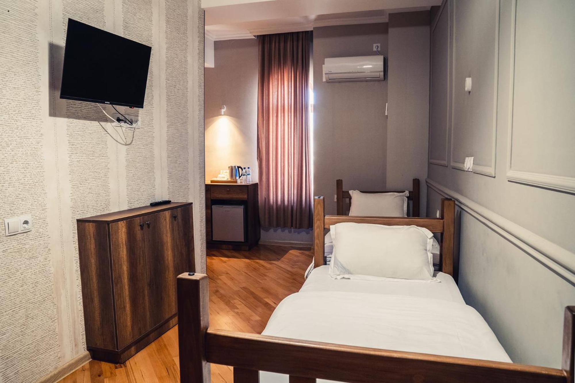 Legend Hotel Tbilisi Ngoại thất bức ảnh